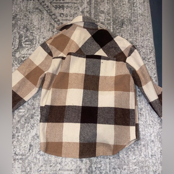 Brown plaid shacket. Size s - Picture 3 of 4